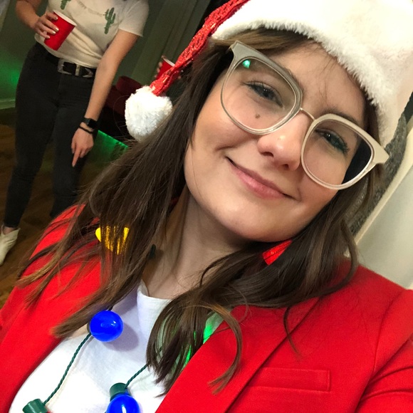 Meet your Posher, Phoebe - Picture 6 of 8